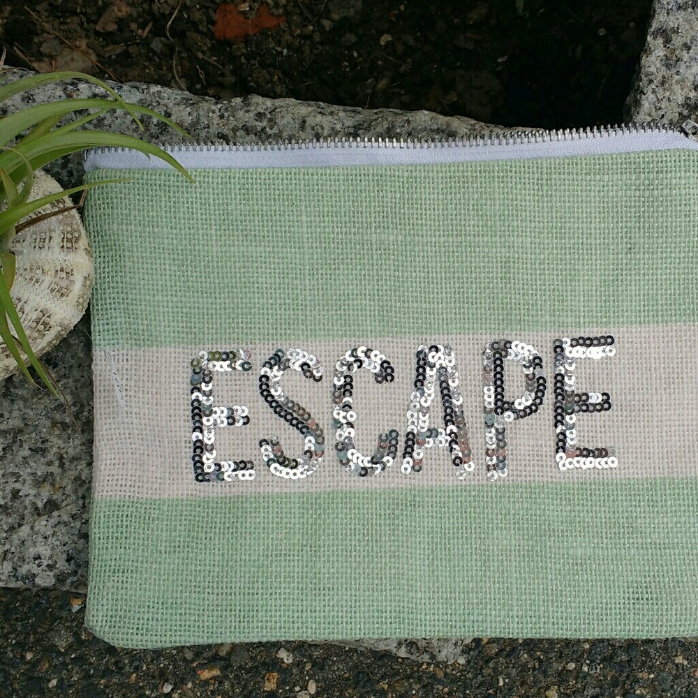 Two's Company Jute Pouch
